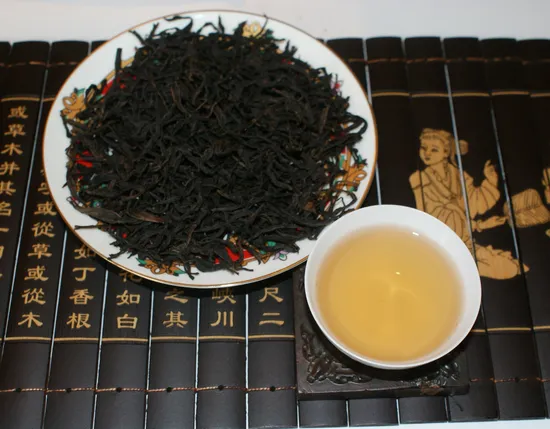 Refreshing Fenghuang Dancong Magnolia Fragrance Oolong Tea