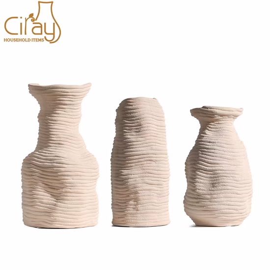 Factory Wholesale Handmade Dry Flower with Vases for Decoration