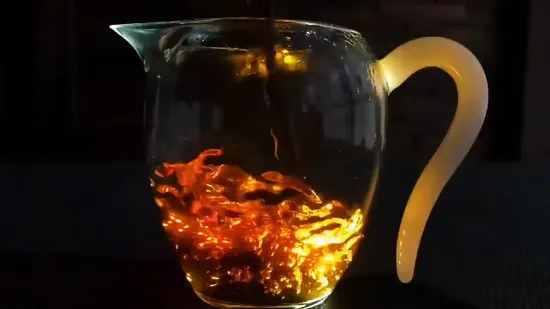 8g Handmade Blooming Herbal Flower Combined Yunnan Dianhong Black Tea Ball 